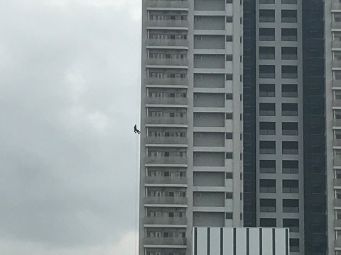 スパイダーマン・・・? スパイダーマン・・・?