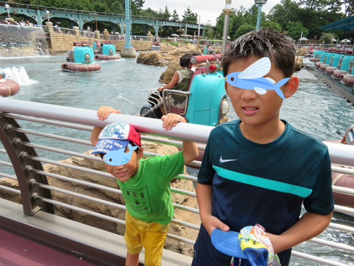 家族4人で 東京ディズニーシー 家族4人で 東京ディズニーシー