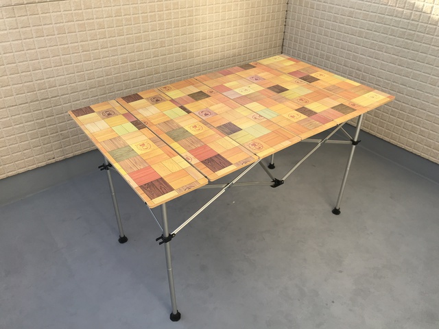 キャンプで使用中のテーブルについて キャンプで使用中のテーブルについて