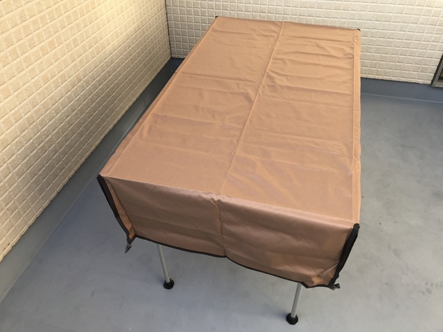 キャンプで使用中のテーブルについて キャンプで使用中のテーブルについて