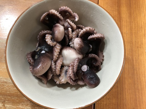 下処理して塩茹で後。 イイダコちゃれんじ。