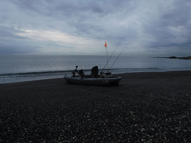 秋雨の海で美味しい魚を釣りたい(Kayak9) 秋雨の海で美味しい魚を釣りたい(Kayak9)