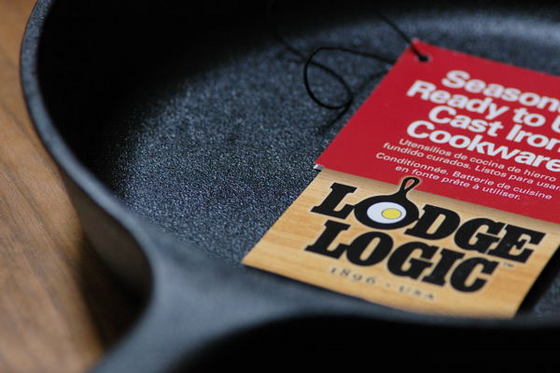 キャンプ初心者にお勧め!料理万能器具はLODGE LOGIC 9インチスキレット