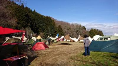 ノーキャンプが続いているのでキャンプ場にテントを見に行ってみた