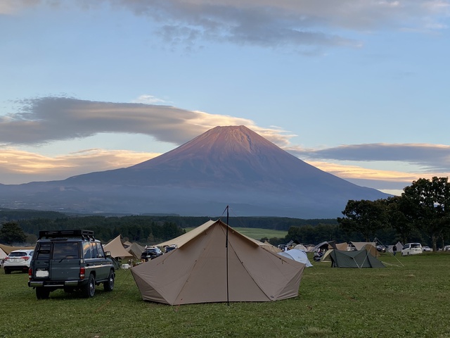 快晴の秋空の下、ナチュロググルキャン 快晴の秋空の下、ナチュロググルキャン