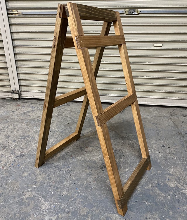 キャンプキッチンをDIYしてみました! キャンプキッチンをDIYしてみました!