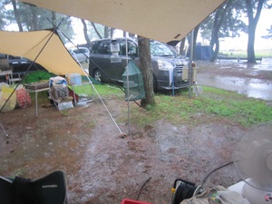 雨撤収キャンプ3　マキノサニービーチ知内浜