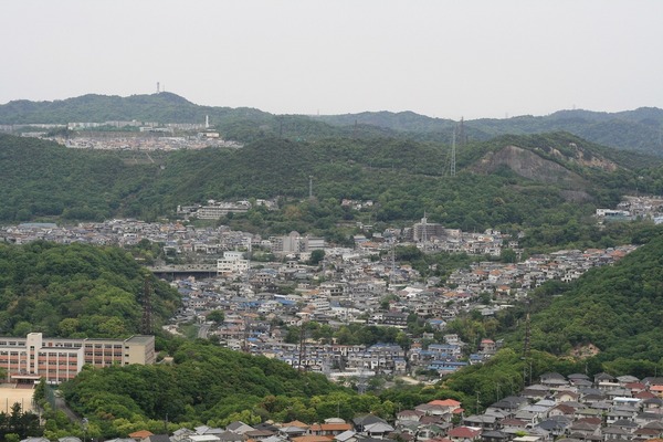 「六甲全山縦走への道」