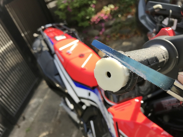 何処かに出かけたい Crf250rally ハンドルガード交換