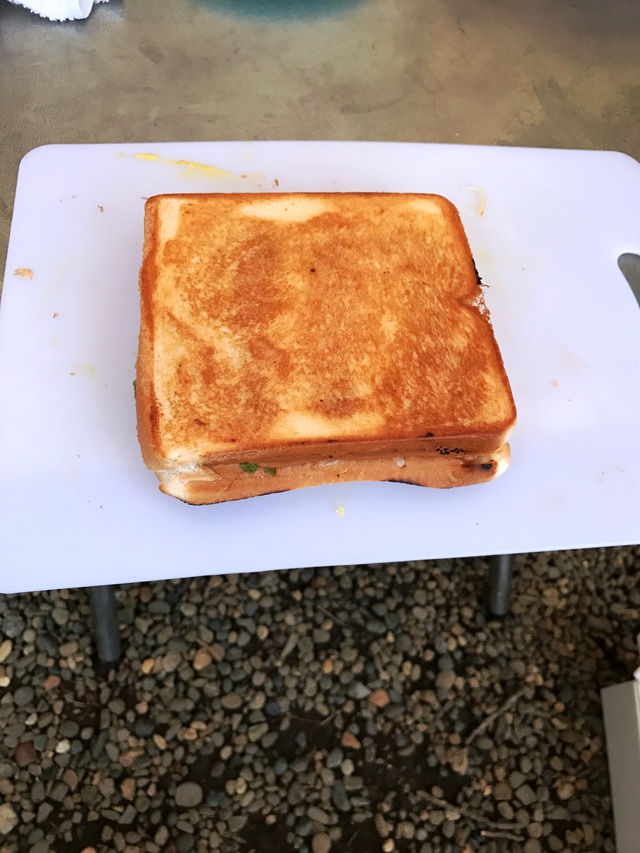 簡単楽しいホットサンド‼️