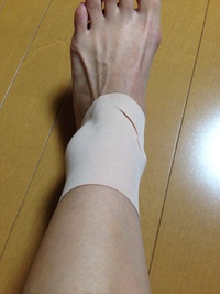 捻挫？骨折？ 2014/10/10 23:05:46