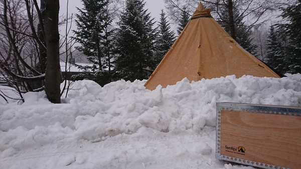 At Athokkaidoの北海道キャンプ ニセコサヒナキャンプ場 竹ペグ大成功