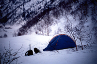 雪の槍ヶ岳登山、テント泊