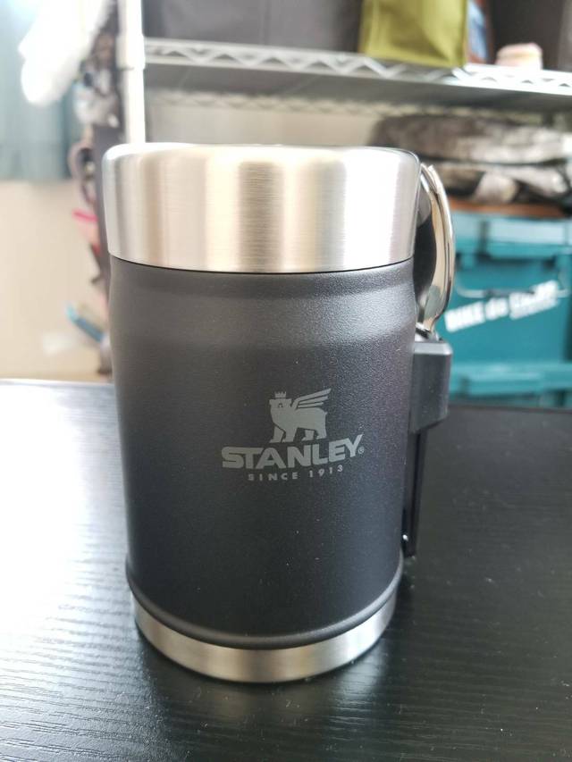 スタンレーのロゴってかわいい。クマじゃん。 スタンレーのロゴってかわいい。クマじゃん。