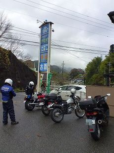 (((((-ω-；)))))ランチツー
