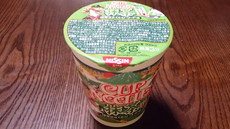 折角なので、カップヌードル 抹茶 抹茶仕立てのシーフード味も食べてみた・・・ 2017/01/31 12:14:49