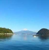 逆さ富士と五目釣り