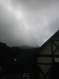 由布岳は・・・ 2012/08/09 11:02:00