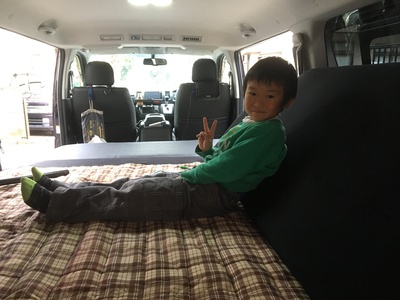 車中泊への道・・・ハイエース2段ベット作成! 車中泊への道・・・ハイエース2段ベット作成!