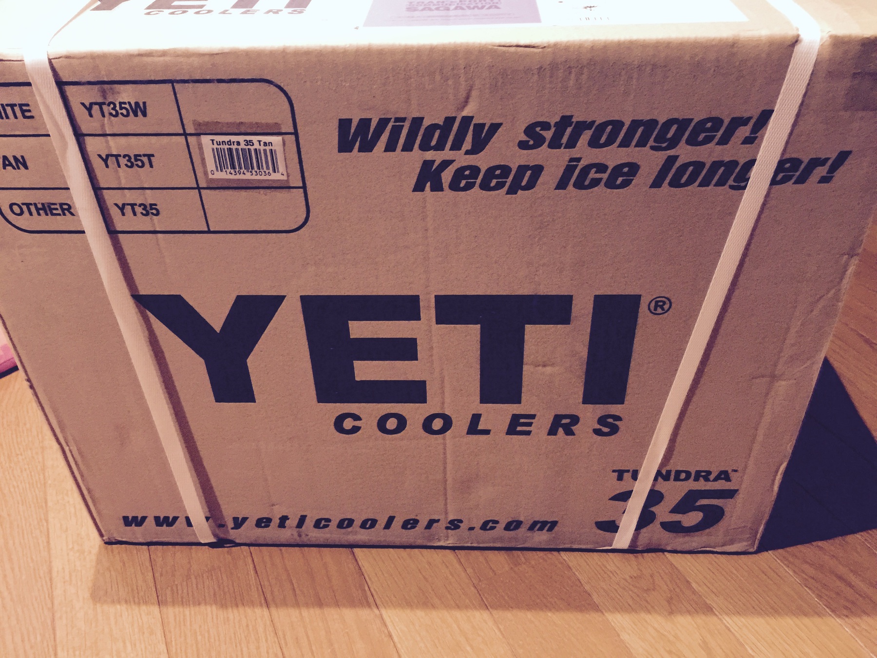 YETI Cooler box Tundra 35段ボール