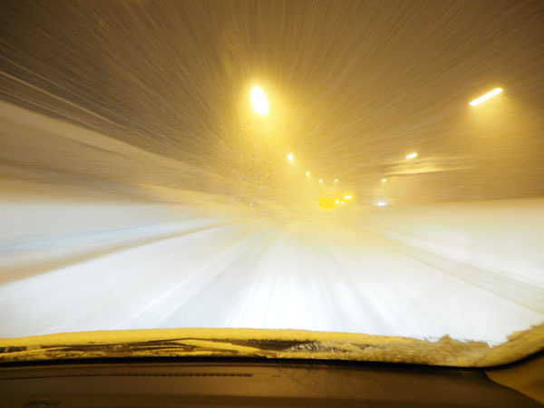 うわっ、、、すごい雪・・・。