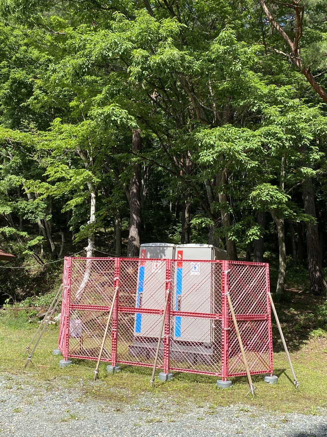 高原湖畔のバンガローで、プチリゾート感を満喫