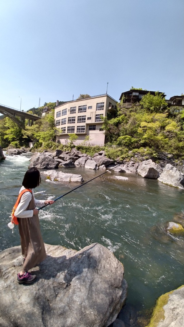 連休前に、のんびり釣りキャン(^-^)/４月２４日、一泊氷川キャンプ場。