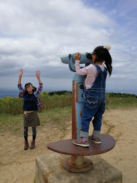 大和葛城山、ツツジの季節は大渋滞