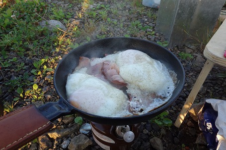 久しぶりに山で野営してきました^^;