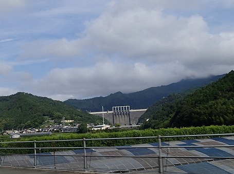 久しぶりに山で野営してきました^^;