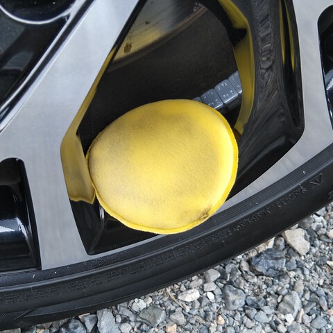 車磨き タイヤ＆ホイール