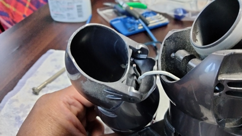 Dyson掃除機 モーターヘッド修理