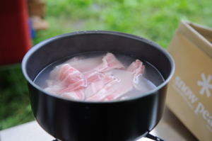 雨中ソロキャンプ　その３　食事編