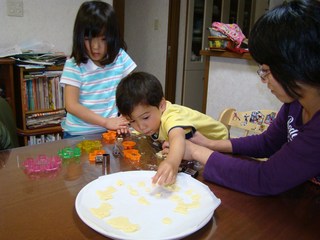 外出できないので・・・