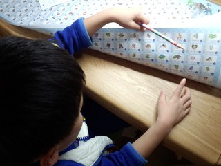 姉弟仲良く勉強！？