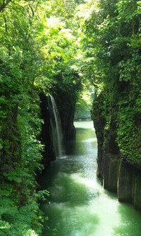 真名井の滝 －神が住まう渓谷－/  宮崎県高千穂町