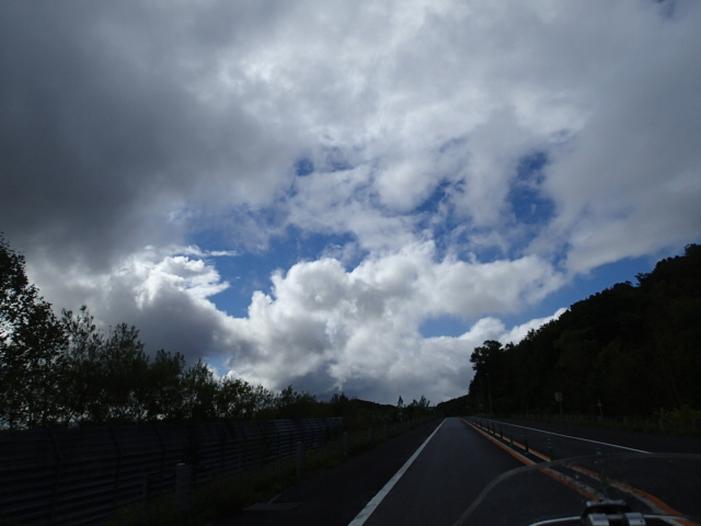 【2015年】北海道キャンプツーリングレポート（9月20日（9日目）：快晴の帯広を出発！目指すは定宿「道楽館」。）
