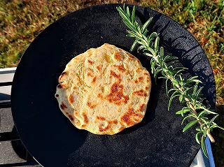 料理しない料理　新機材カメラ入魂式のシンプルソロキャン・ツンデレフィールド内山牧場　