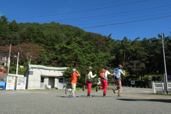 掃部ヶ岳 ～ くりの木キャンプ場 10月3日～4日 登山編