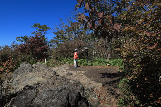 掃部ヶ岳 ～ くりの木キャンプ場 10月3日～4日 登山編