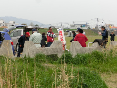吉野川清掃作業