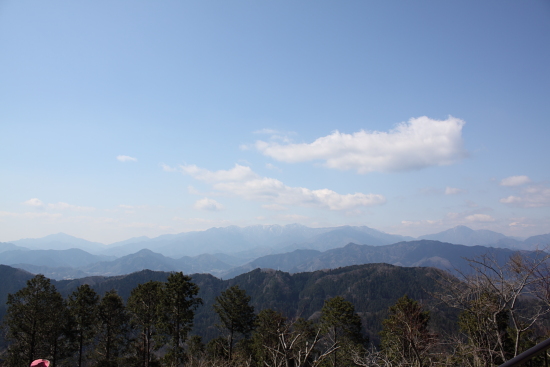 軟弱キャンパー山へ行く　高尾山～小仏城山　４／８