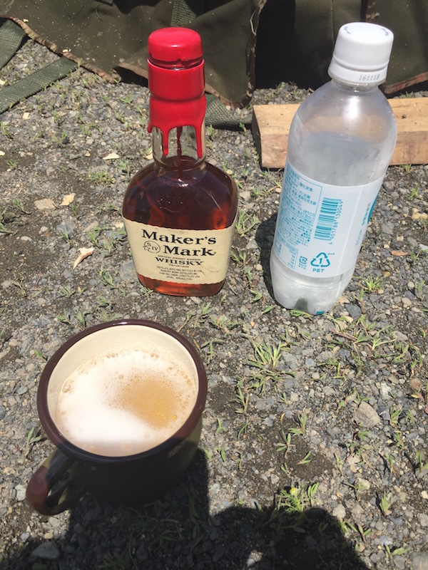 ただ酒を飲むだけのキャンプ。