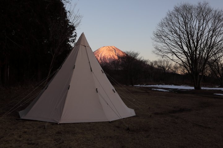 朝霧ジャンボリーオートキャンプ場 赤富士