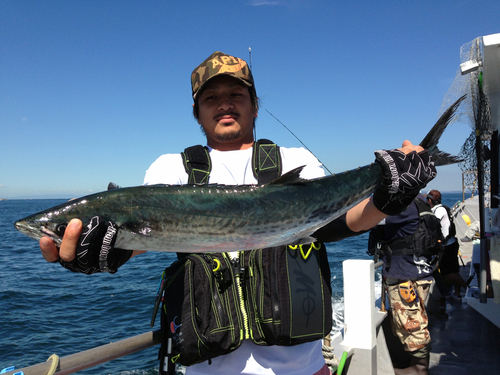 Mikawa星魚 S釣遊記 伊勢湾ジギング 泣く子も黙るサワラッシュ Inありもと丸