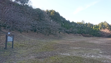 新規開拓で軍幕キャンプ