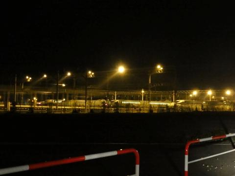 月とキャンプとバウルーと 新幹線車両基地 熊本総合車両所 を夜中に訪問 月とキャンプとバウルーと 新幹線車両基地 熊本総合車両所 を夜中に訪問