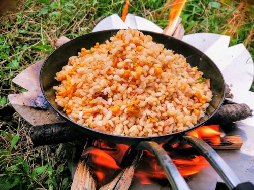 野桜で焚き火ランチ！～休憩時間内で収まったよ～