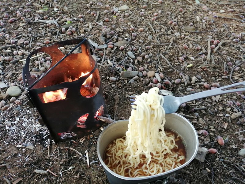 CAMPIN FIELD 「ホヨウジョ」で呑んで食ってのソロキャンプ