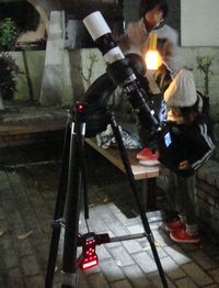 子供と天体観測（月＆木星）DS2080+BORG60ED+NEX-5 2011/12/05 23:57:15